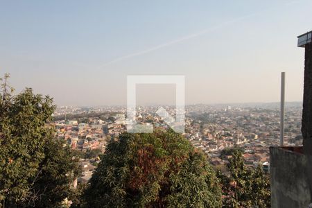 Vista do Quarto 1 de casa à venda com 2 quartos, 90m² em Mantiqueira, Belo Horizonte