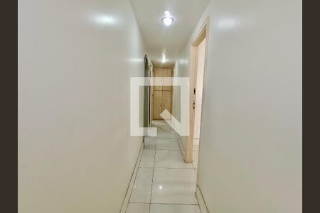 Corredor  de apartamento à venda com 3 quartos, 160m² em Copacabana, Rio de Janeiro