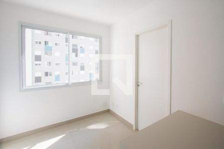 Sala de apartamento para alugar com 2 quartos, 33m² em Santo Amaro, São Paulo