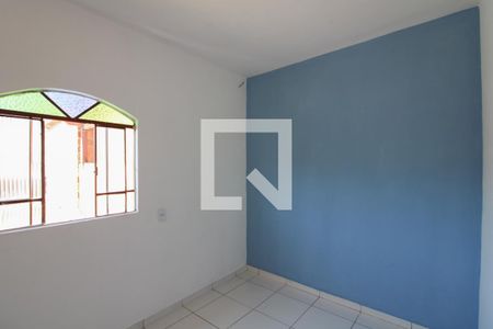 Quarto 2 de casa para alugar com 2 quartos, 60m² em São João Batista, Belo Horizonte