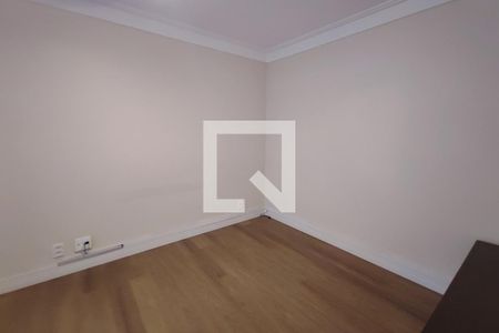 Sala de TV de apartamento para alugar com 4 quartos, 230m² em Cambuí, Campinas