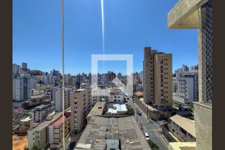 Vista Sala de apartamento à venda com 1 quarto, 42m² em Santo Antônio, Belo Horizonte