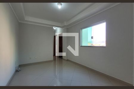 Sala de apartamento para alugar com 2 quartos, 54m² em Jardim Silvana, Santo André