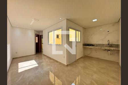 Sala de apartamento para alugar com 2 quartos, 50m² em Jardim Santo Antônio, Santo André