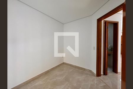 Quarto 1 de apartamento para alugar com 2 quartos, 50m² em Jardim Santo Antônio, Santo André