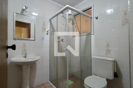 Banheiro de apartamento para alugar com 1 quarto, 67m² em Canto do Forte, Praia Grande