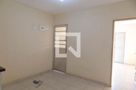 Sala de casa para alugar com 2 quartos, 72m² em Residencial Parque Cumbica, Guarulhos