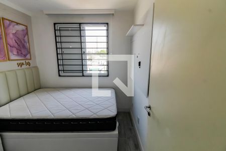 Quarto 1 de apartamento para alugar com 2 quartos, 47m² em Jardim Maria Rosa, Taboão da Serra