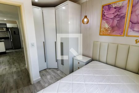 Quarto 1 de apartamento para alugar com 2 quartos, 47m² em Jardim Maria Rosa, Taboão da Serra