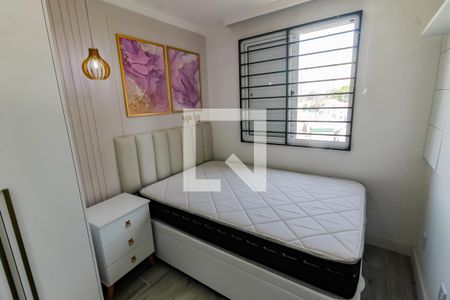 Quarto 1 de apartamento para alugar com 2 quartos, 47m² em Jardim Maria Rosa, Taboão da Serra