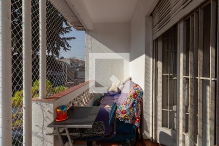 Varanda/Quarto 1 de casa à venda com 2 quartos, 180m² em Jardim Trussardi, São Paulo