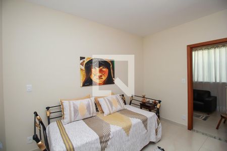 Quarto 1 de casa de condomínio para alugar com 2 quartos, 84m² em Cachoeirinha, Belo Horizonte