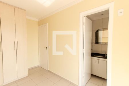 Suíte  de apartamento à venda com 3 quartos, 70m² em Vila Isolina Mazzei, São Paulo