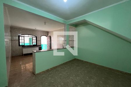 Sala 1 de casa para alugar com 4 quartos, 226m² em Vila Maluf, Suzano