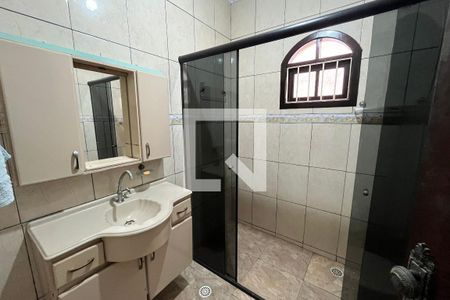 Banheiro 1 de casa para alugar com 4 quartos, 226m² em Vila Maluf, Suzano