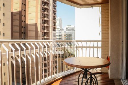 Varanda da Sala de apartamento à venda com 3 quartos, 115m² em Jardins, São Paulo