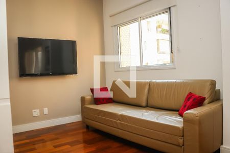 Sala de TV de apartamento à venda com 3 quartos, 115m² em Jardins, São Paulo