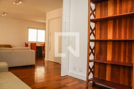 Sala de TV de apartamento à venda com 3 quartos, 115m² em Jardins, São Paulo