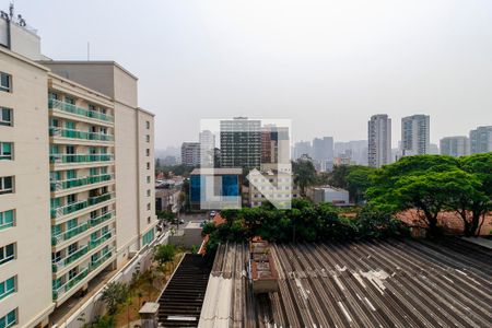 Sala - Vista de apartamento à venda com 1 quarto, 34m² em Santo Amaro, São Paulo