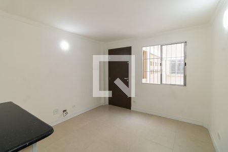 Sala de apartamento à venda com 2 quartos, 45m² em Vila Sílvia, São Paulo