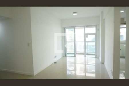 Sala de apartamento à venda com 2 quartos, 68m² em Barra Olímpica, Rio de Janeiro