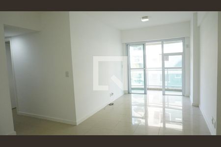 Sala de apartamento à venda com 2 quartos, 68m² em Barra Olímpica, Rio de Janeiro