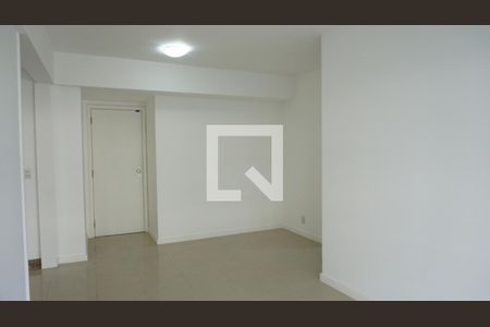 Sala de apartamento à venda com 2 quartos, 68m² em Barra Olímpica, Rio de Janeiro