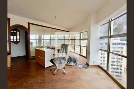 Sala de apartamento à venda com 3 quartos, 180m² em Copacabana, Rio de Janeiro