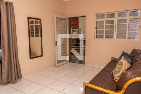 Sala de casa para alugar com 4 quartos, 300m² em Recanto Jatobá, Americana