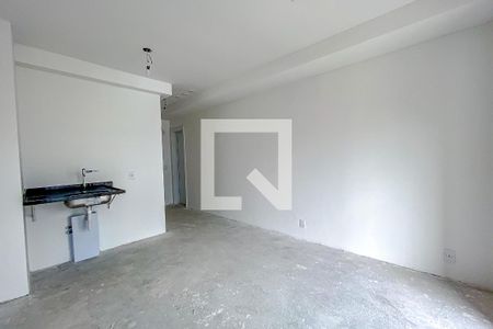 Sala/Quarto de kitnet/studio à venda com 1 quarto, 25m² em Vila Dom Pedro I, São Paulo