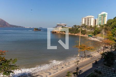 Sala de apartamento à venda com 3 quartos, 140m² em Ingá, Niterói