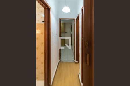 Corredor de casa de condomínio para alugar com 2 quartos, 170m² em Penha, Rio de Janeiro