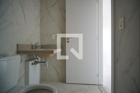 Banheiro da Suíte de apartamento à venda com 1 quarto, 43m² em Petrópolis, Porto Alegre