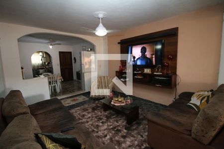 Sala de TV de apartamento à venda com 4 quartos, 105m² em Olaria, Rio de Janeiro