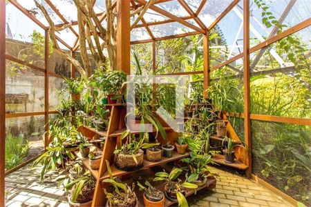 Casa à venda com 476m², 4 quartos e 5 vagas