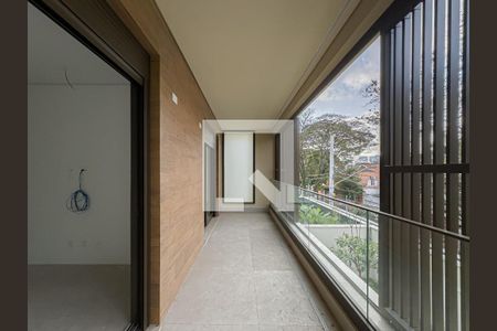 Casa à venda com 4 quartos, 520m² em Brooklin Novo, São Paulo