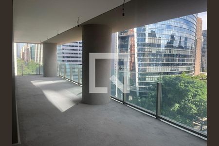 Apartamento à venda com 4 quartos, 335m² em Itaim Bibi, São Paulo