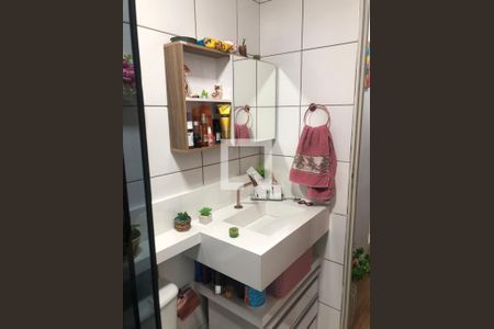 Banheiro de apartamento para alugar com 2 quartos, 50m² em Loteamento Parque Centenario, Campinas