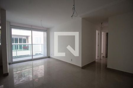 Apartamento à venda com 71m², 1 quarto e 2 vagasSala