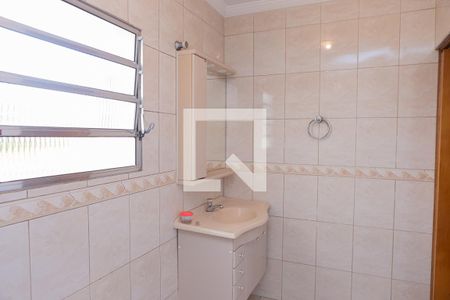 Casa à venda com 160m², 3 quartos e 2 vagas Casa à venda com 160m², 3 quartos e 2 vagasBanheiro quarto 3