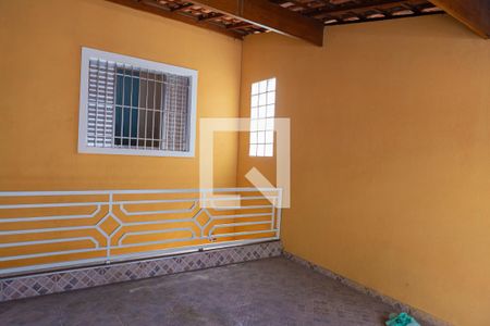 Casa à venda com 160m², 3 quartos e 2 vagas Casa à venda com 160m², 3 quartos e 2 vagasÁrea Externa