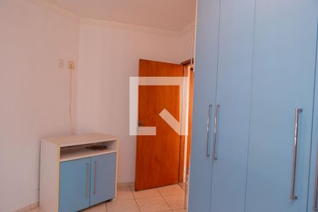 Casa à venda com 160m², 3 quartos e 2 vagas Casa à venda com 160m², 3 quartos e 2 vagasQuarto 2