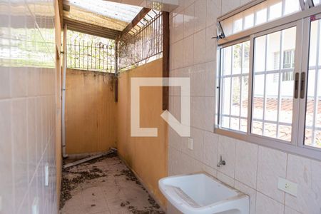 Casa à venda com 160m², 3 quartos e 2 vagas Casa à venda com 160m², 3 quartos e 2 vagasÁrea de Serviço