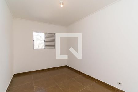 Quarto 1 de casa para alugar com 2 quartos, 120m² em Vila Santa Clara, São Paulo