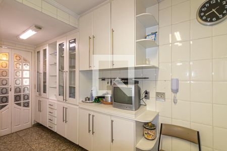 Apartamento para alugar com 220m², 3 quartos e 4 vagas Apartamento para alugar com 220m², 3 quartos e 4 vagasCozinha