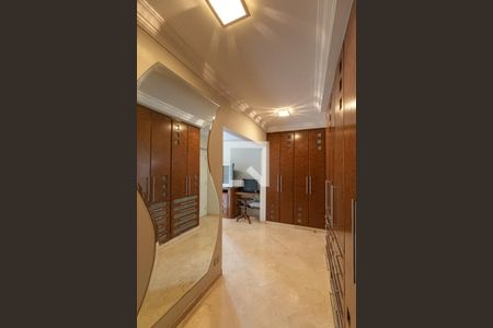 Apartamento para alugar com 220m², 3 quartos e 4 vagas Apartamento para alugar com 220m², 3 quartos e 4 vagasQuarto 1