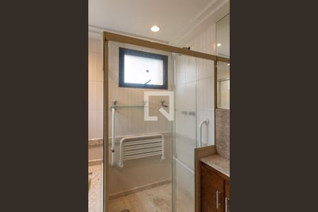 Apartamento para alugar com 220m², 3 quartos e 4 vagas Apartamento para alugar com 220m², 3 quartos e 4 vagasBanheiro do Quarto 1