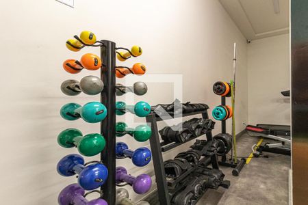 Apartamento para alugar com 220m², 3 quartos e 4 vagas Apartamento para alugar com 220m², 3 quartos e 4 vagasÁrea comum - Academia