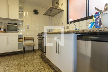 Apartamento para alugar com 220m², 3 quartos e 4 vagas Apartamento para alugar com 220m², 3 quartos e 4 vagasCozinha