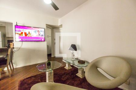 Sala de TV de apartamento para alugar com 3 quartos, 78m² em Alphaville, Barueri